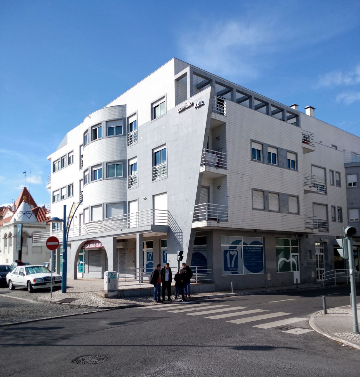 Edifício Keil, 2000 (c.), Amadora, Portugal Arquipélagos