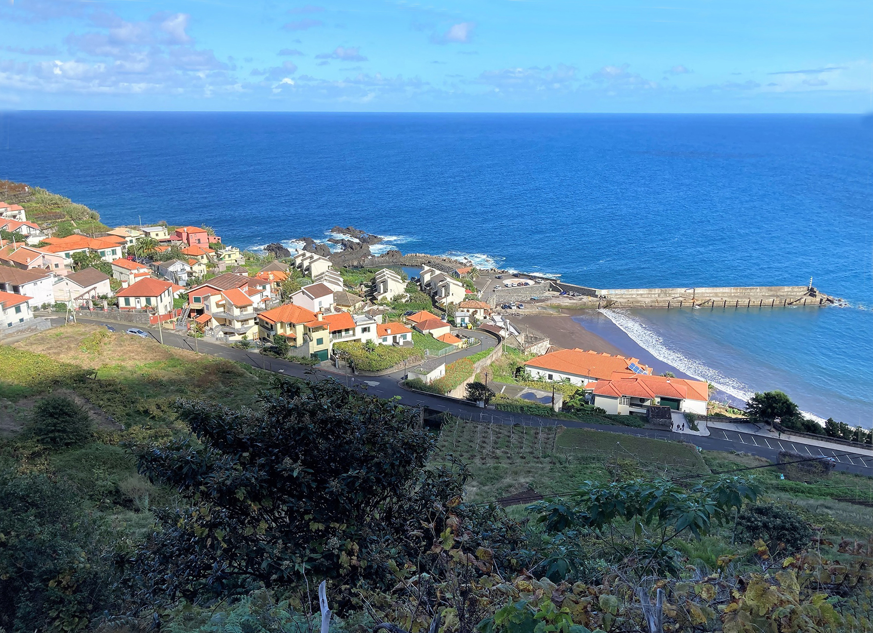 Praia e porto do Seixal, 2020, Seixal, ilha da Madeira. Arquipélagos Praia e porto do Seixal, 2020, Seixal, ilha da Madeira. Arquipélagos