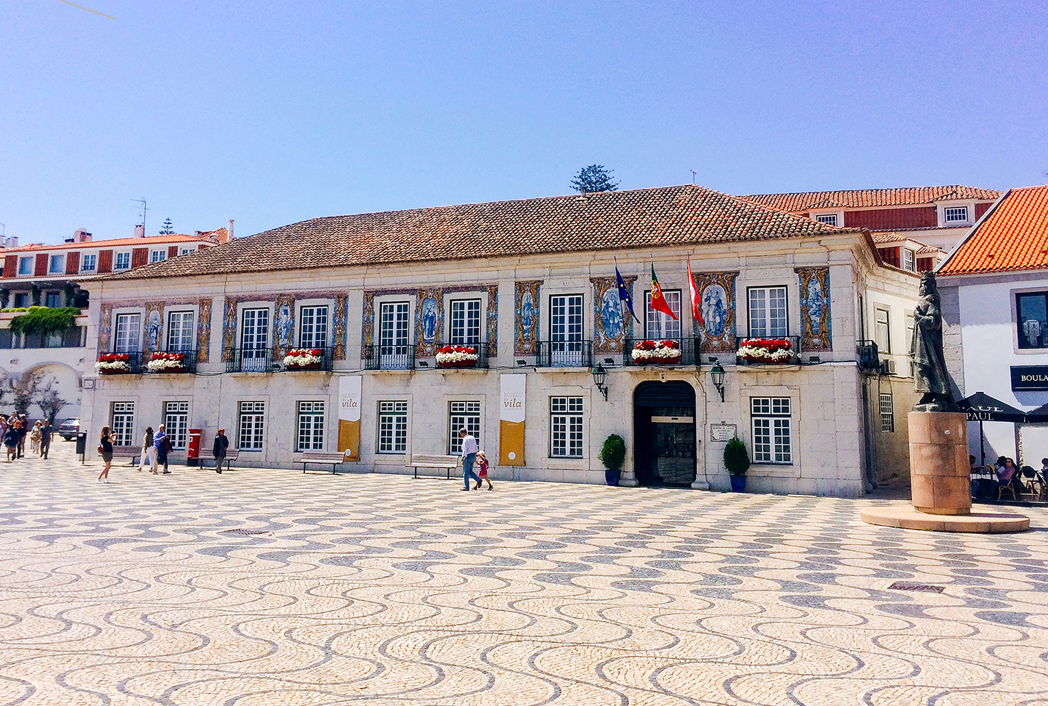 Fachada Da C mara Municipal De Cascais Azulejos De 1790 c E De 1969 Cascais Portugal 