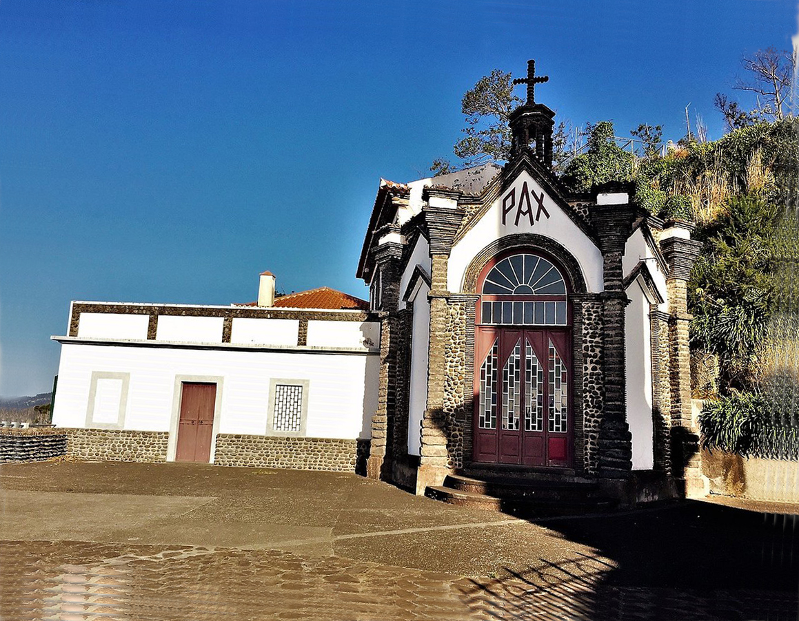 Capela do monumento a Nossa Senhora da Paz, 1925 a 1927, Terreiro da Luta, Monte, Funchal, ilha