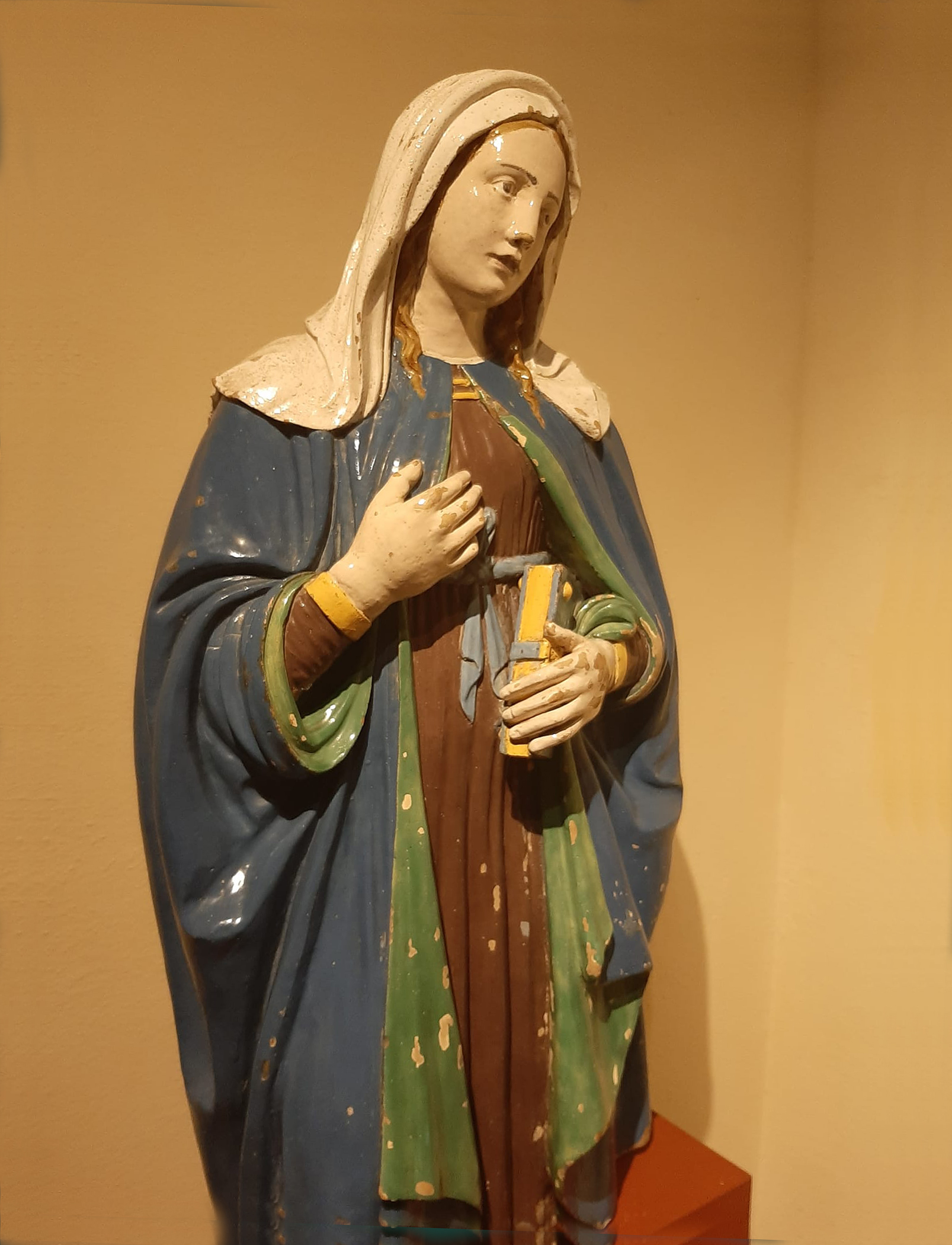 nossa-senhora-ou-santa-ana-faian-a-da-oficina-della-robbia-atr
